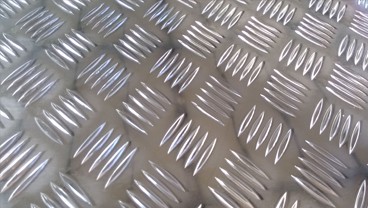 铝板在幕墙行业中的体现